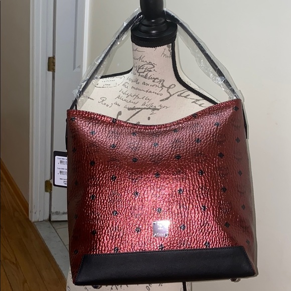 **Host Pick** MCM Spot Visetos Leather Hobo - Picture 2 of 8